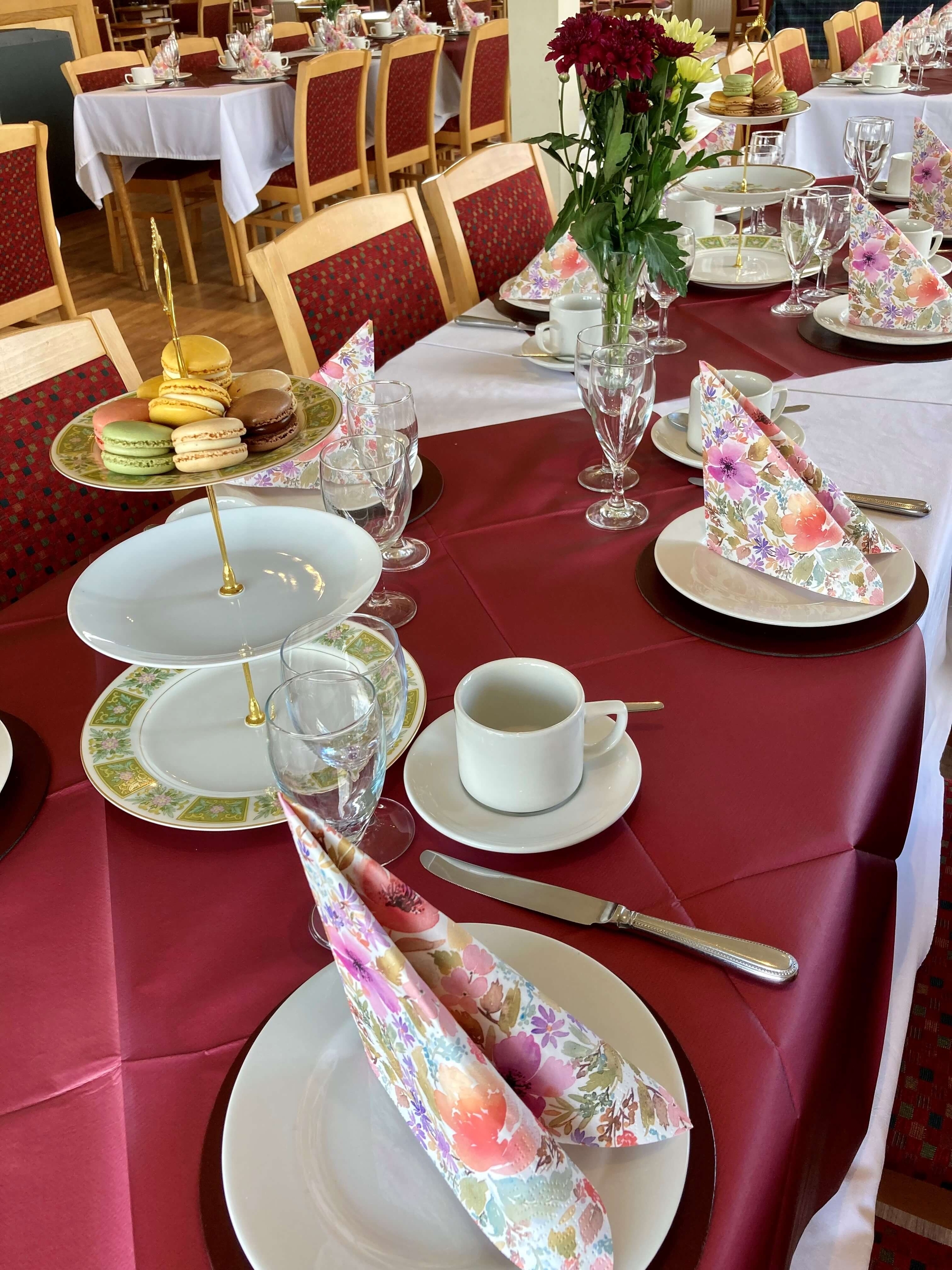 Ladies_All_ready_for_afternoon_tea.jpg